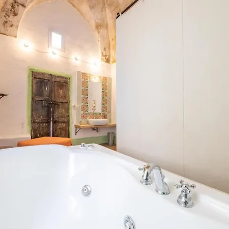 Palazzo Briganti 3* Racale
