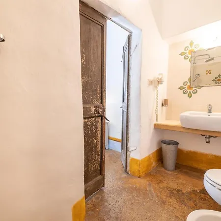 Palazzo Briganti Bed and breakfast 3*